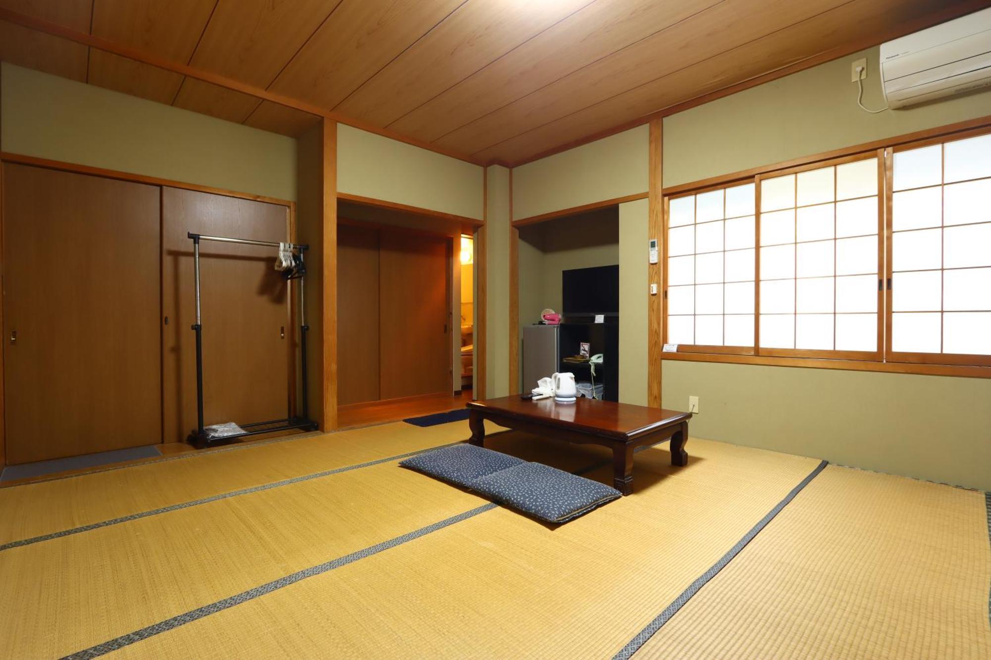 Hotel Kenrokuen Nobeoka Esterno foto