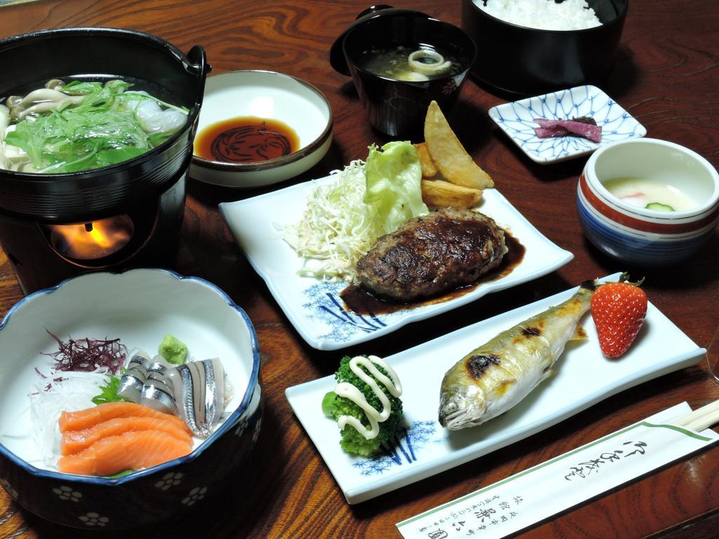 Hotel Kenrokuen Nobeoka Esterno foto